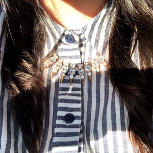 Statement necklace